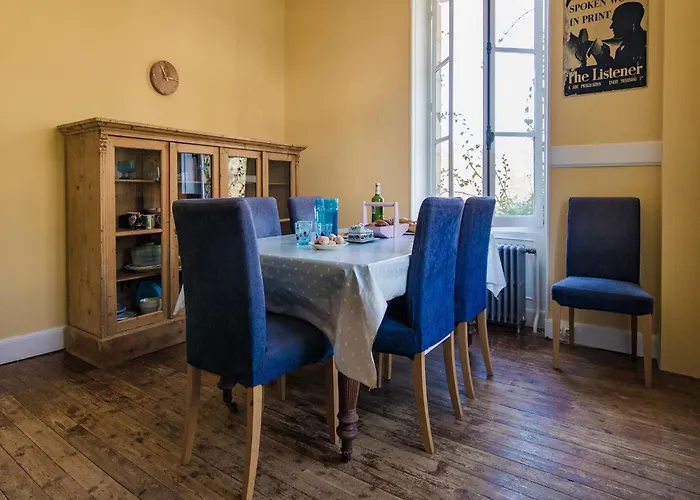 Prázdninový dům Stylish Mansion In Savignac-Lédrier