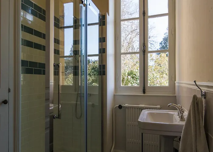 Stylish Mansion In * Savignac-Lédrier